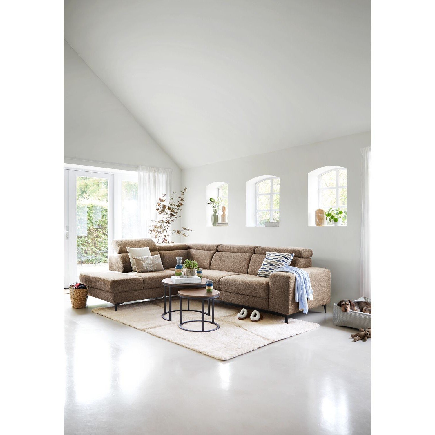 Hoekbank Ixonia, Polyether i.c.m. nosagveren