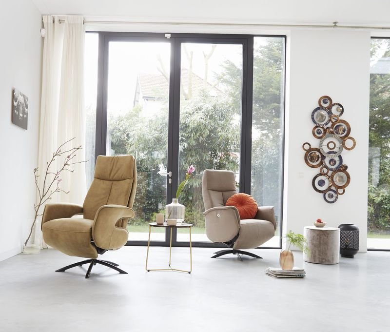 Draai-/Relaxfauteuil Balfour HR-schuim zitting elektrisch verstelbaar cognac