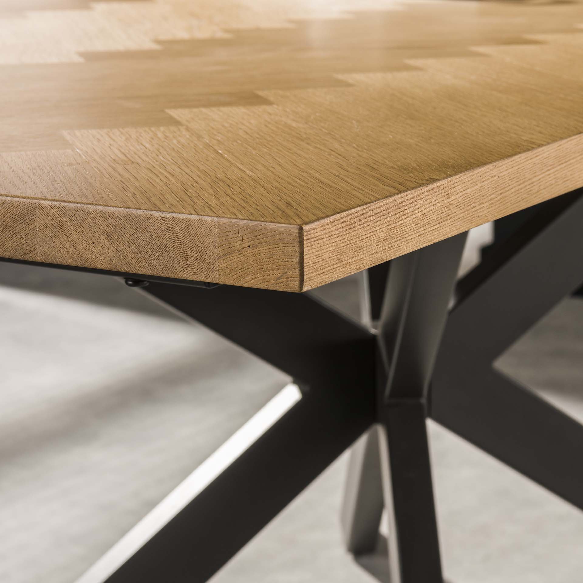 Eetkamertafel visgraat 200 x 100 naturel