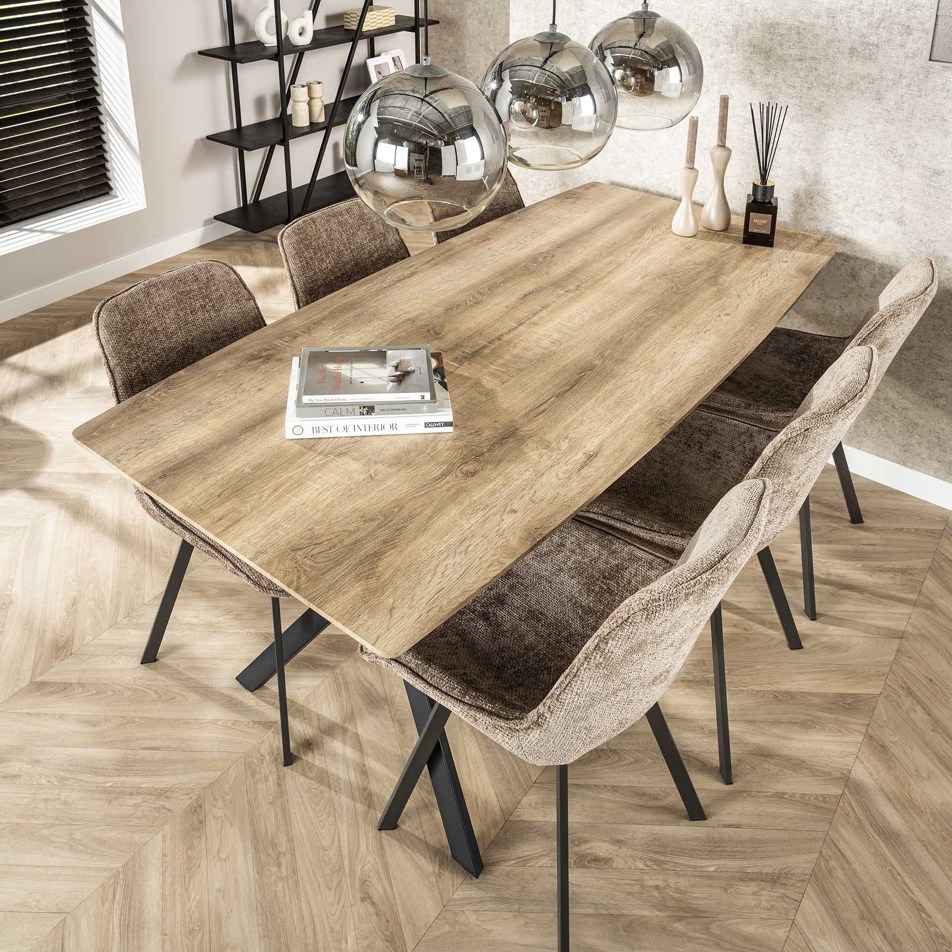 Eetkamertafel ovaal 190 eiken antiquewash